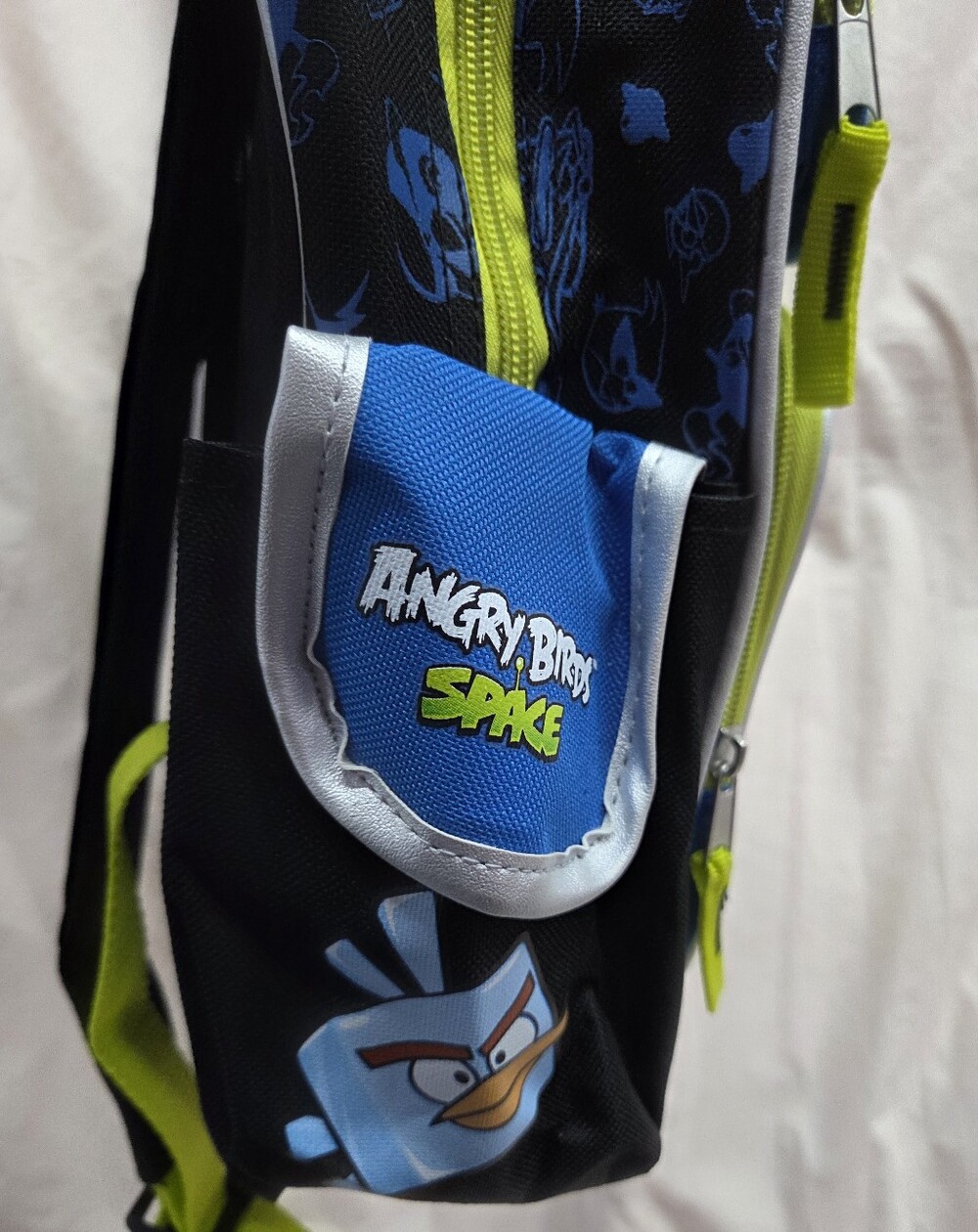 Angry Birds Backpack - Picture 2 of 4